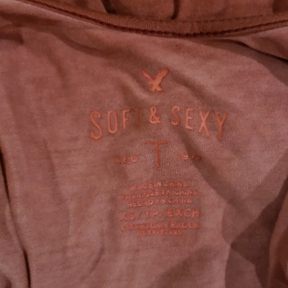 American Eagle Soft and Sexy long sleeve - Picture 3 of 3